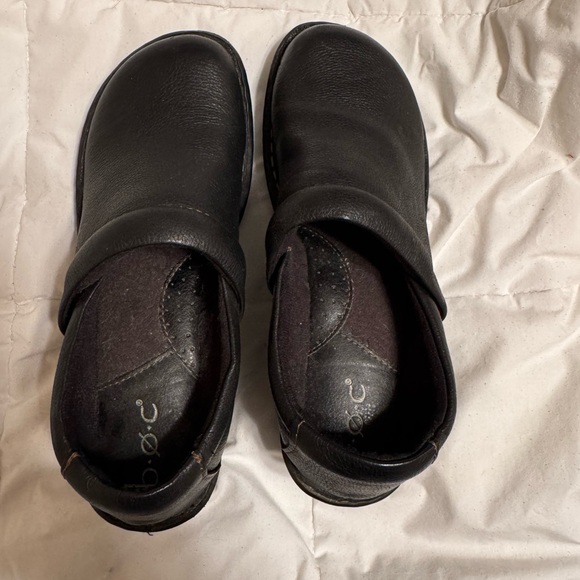 Nursing shoes by BOC No tags no box. Never worn. - Picture 2 of 6